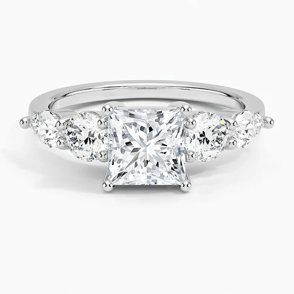 Moissanite Jewelry - GEMORM