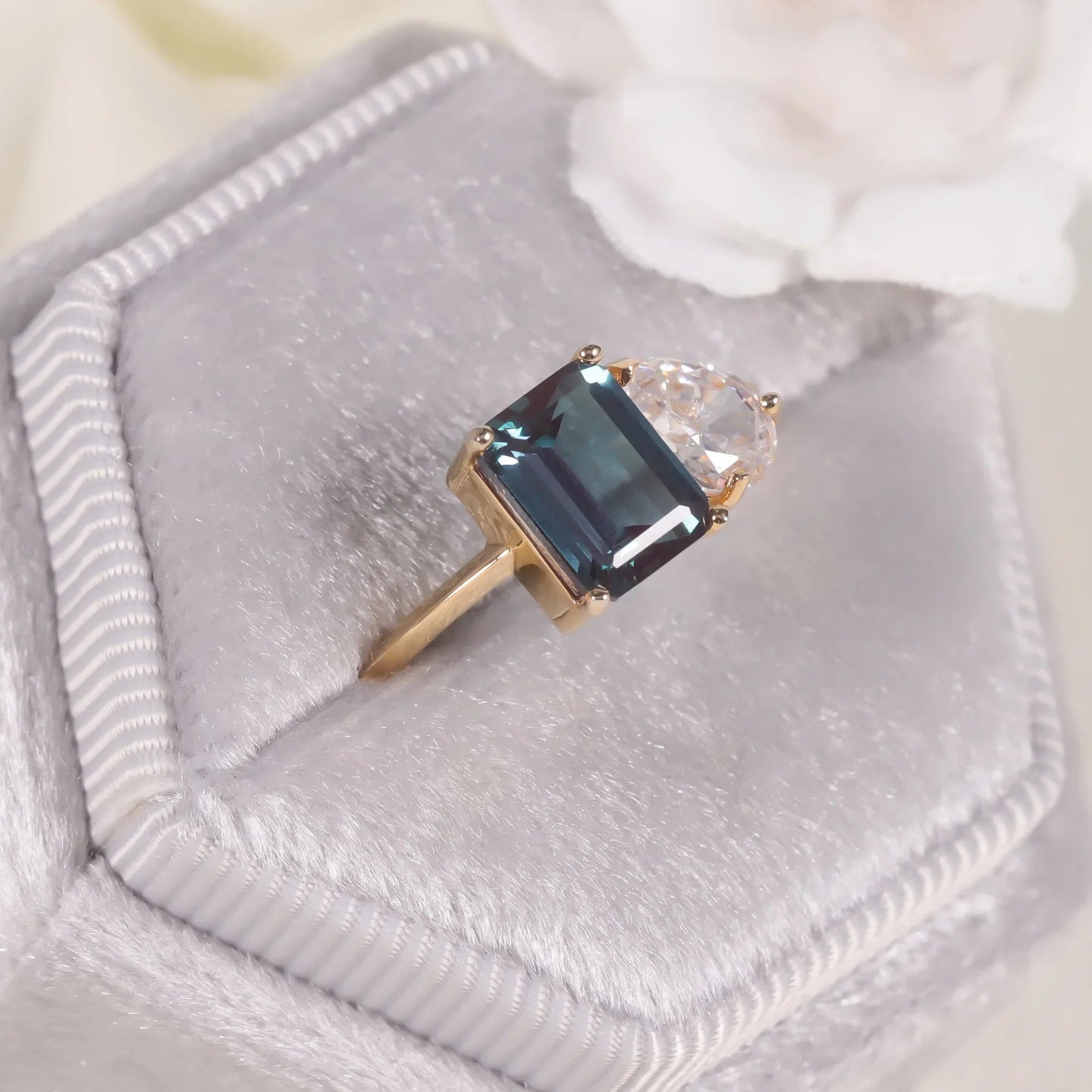 Toi et moi ring emerald cut engagement ring color changing alexandrite ring 14K gold - GEMORM