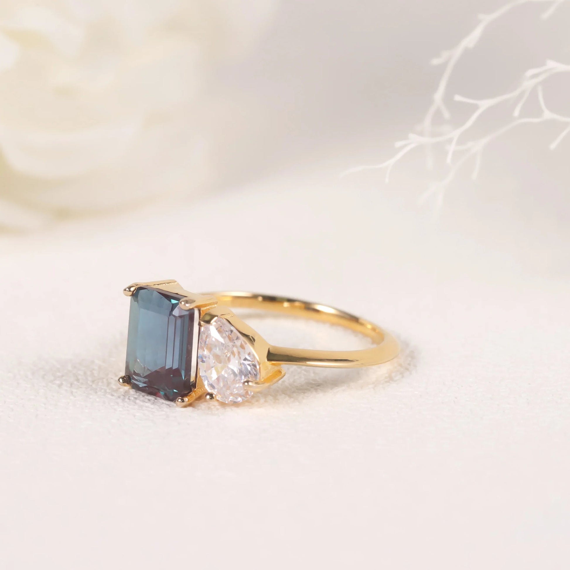 Toi et moi ring emerald cut engagement ring color changing alexandrite ring 14K gold - GEMORM